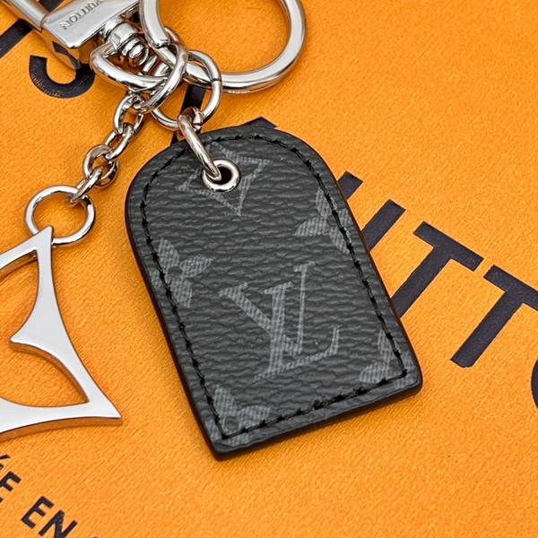 ブランドキーホルダー側面デザイン